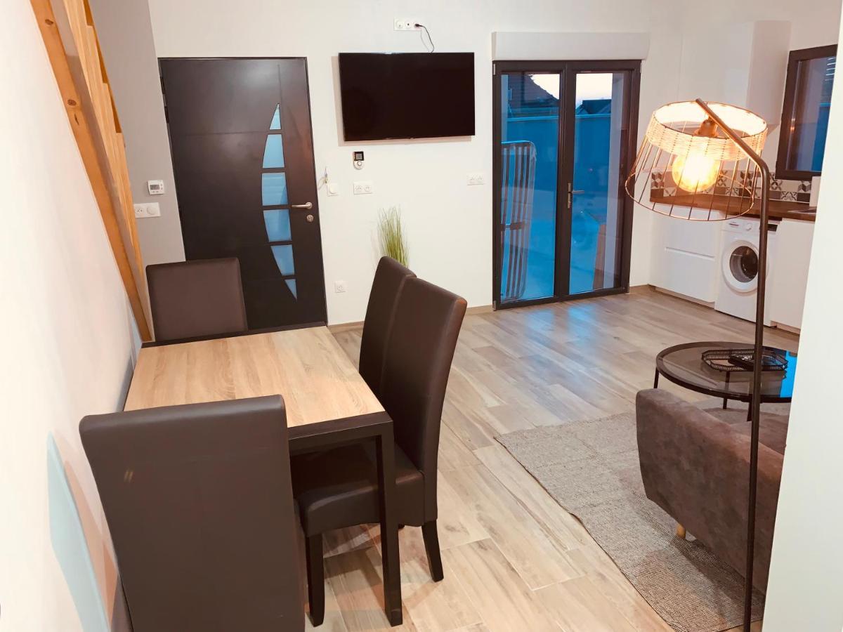 Bella Vista, Parking Gratuit, 5 Min Auxerre Apartman Monéteau Kültér fotó